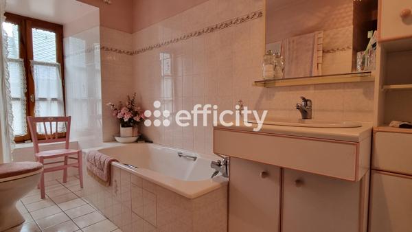 Maison 6 pièces - 96 m² Exclusivité efficity