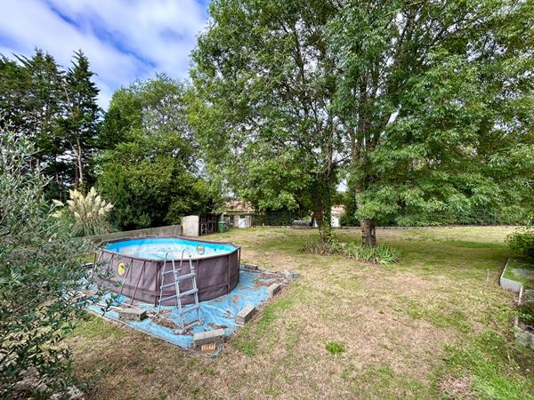 Maison Cherveux 6 pièce(s) 123.75 m2, Cherveux 79410