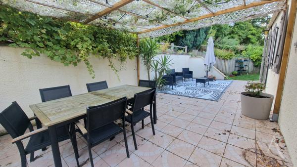 Maison Guerville 7 pièces 4 chambres sur S/sol total et + de 750m² de terrain