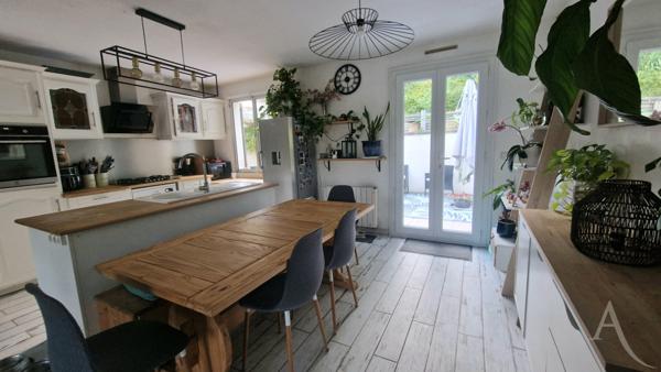 Maison Guerville 7 pièces 4 chambres sur S/sol total et + de 750m² de terrain