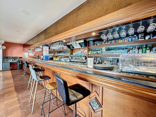 Fort potentiel.Cession cause retraite,Proche gare.