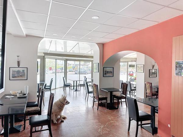 Fort potentiel.Cession cause retraite,Proche gare.