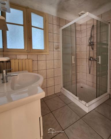 Maison à rénover comprenant 3 chambres Poitiers (86000)