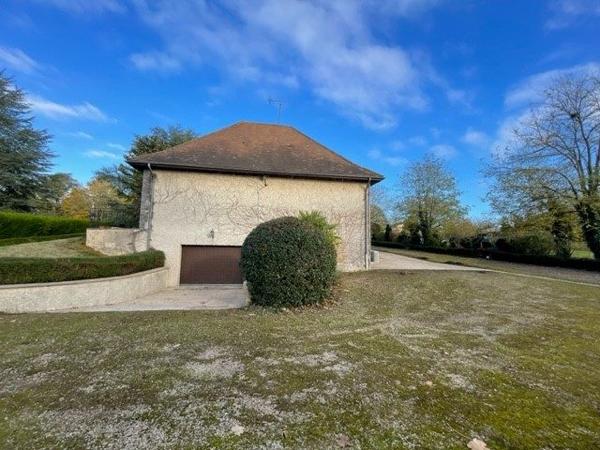 CHAUVIGNY - vaste maison 6 chambres avec garage