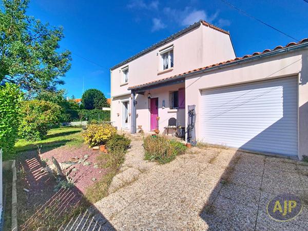 Vente maison Montaigu : 242 000 € - AJP Immobilier Montaigu