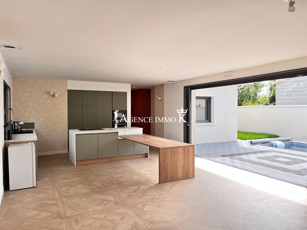 MONTAMISÉ - MAISON NEUVE DE TYPE 5 DE 145 m2 , Montamise