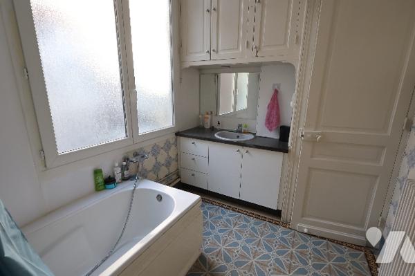 Exclusivité !
Rare opportunité à Lille – Immeuble de rapport 4 logements – Secteur Sébastopol