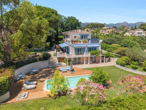 SAINT-PAUL-DE-VENCE – PROPRIÉTÉ FAMILIALE DE CHARME AVEC MAISON D'AMIS, ESPACE SPA NORDIQUE