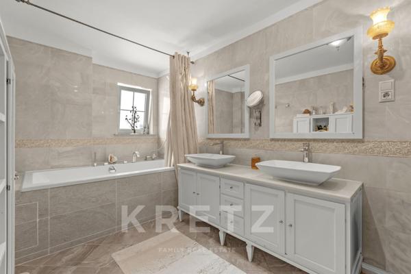 SAINT-PAUL-DE-VENCE – PROPRIÉTÉ FAMILIALE DE CHARME AVEC MAISON D'AMIS, ESPACE SPA NORDIQUE