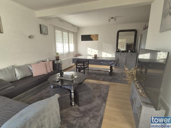 BEL APPARTEMENT T4 DE 90 m²