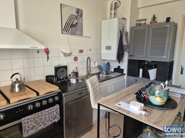 BEL APPARTEMENT T4 DE 90 m²