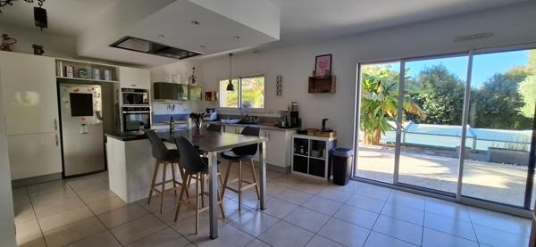 Maison à vendre |  Pessac |  6 pièces | 174 m²