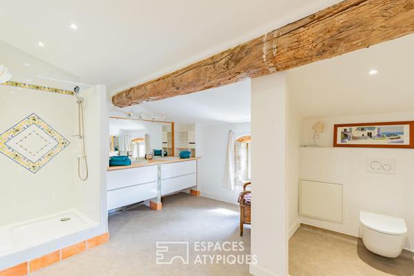 Maison familiale et chambres d’hôtes rénovés au coeur des Corbières