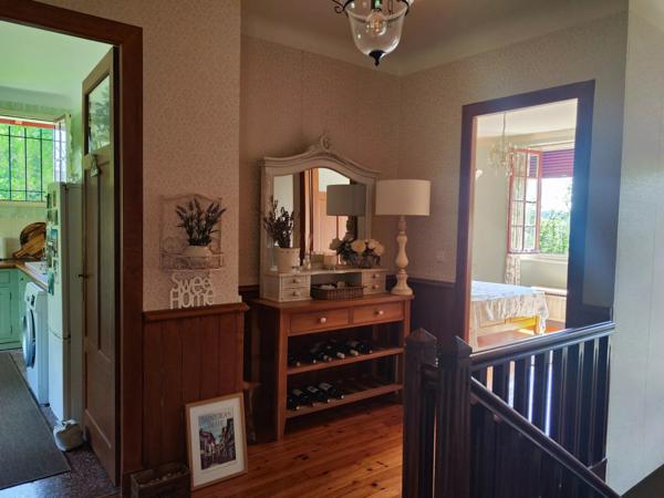 Maison de ville avec trois chambres et jardin dans un quartier prisé