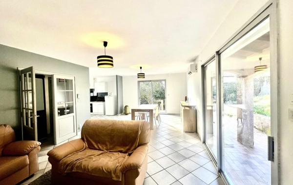 Vente Villa IMPASSE AU CALME SUR LES HAUTEURS Saint-gilles   