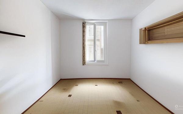 Appartement à vendre    2 pièces • 36,04 m2 Marseille 6