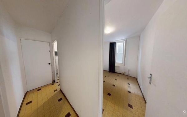 Appartement à vendre    2 pièces • 36,04 m2 Marseille 6