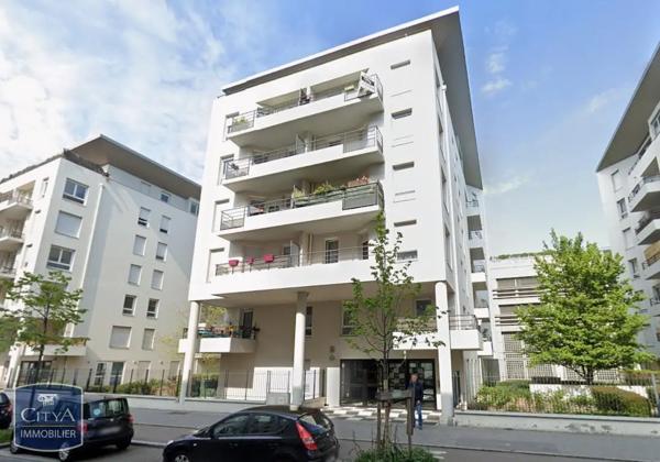 Appartement à louer 2 pièces 52.76m²