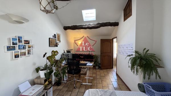 A LOUER Magagnosc, une maison de village, avec une cave, trois pièces. Bon état Grasse (06520)
