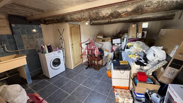 A LOUER Magagnosc, une maison de village, avec une cave, trois pièces. Bon état Grasse (06520)