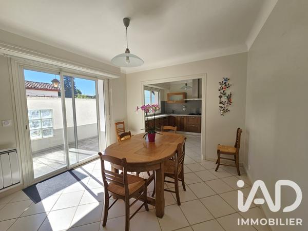 Maison à vendre 5 pièces 133,5 m² Oloron-Sainte-Marie