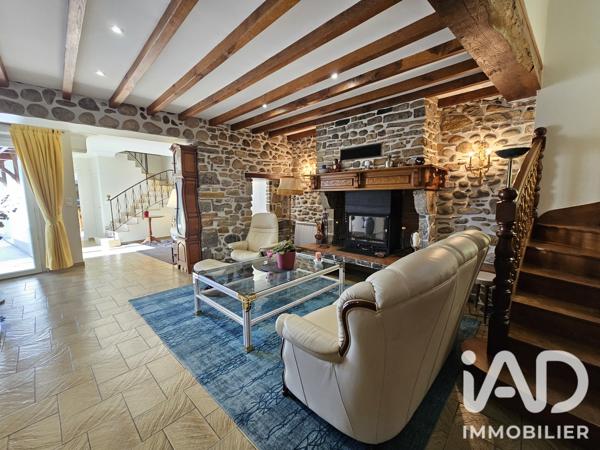 Maison à vendre 5 pièces 133,5 m² Oloron-Sainte-Marie