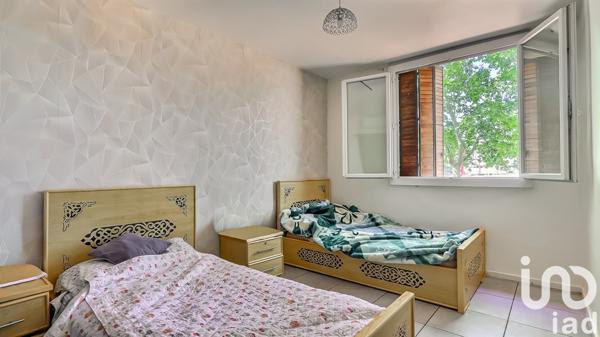 Immeuble à vendre 136 m² Nîmes-Saint-Césaire