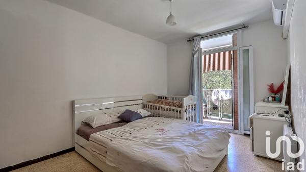 Immeuble à vendre 136 m² Nîmes-Saint-Césaire