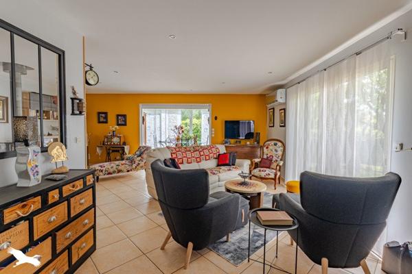 Maison à vendre |                                       Sainte-Eulalie |                                        5 pièces  |  147 m²