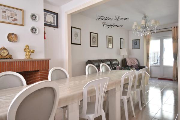 Maison à vendre MAISON ATYPIQUE DE 218 M² AU CŒUR D’UN VILLAGE CHAMPENOIS, 8 pièces MAREUIL SUR AY (51)
