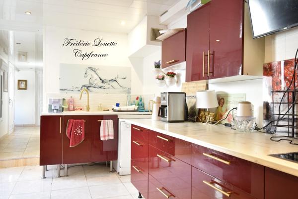 Maison à vendre MAISON ATYPIQUE DE 218 M² AU CŒUR D’UN VILLAGE CHAMPENOIS, 8 pièces MAREUIL SUR AY (51)