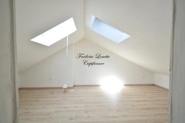 Maison à vendre MAISON ATYPIQUE DE 218 M² AU CŒUR D’UN VILLAGE CHAMPENOIS, 8 pièces MAREUIL SUR AY (51)