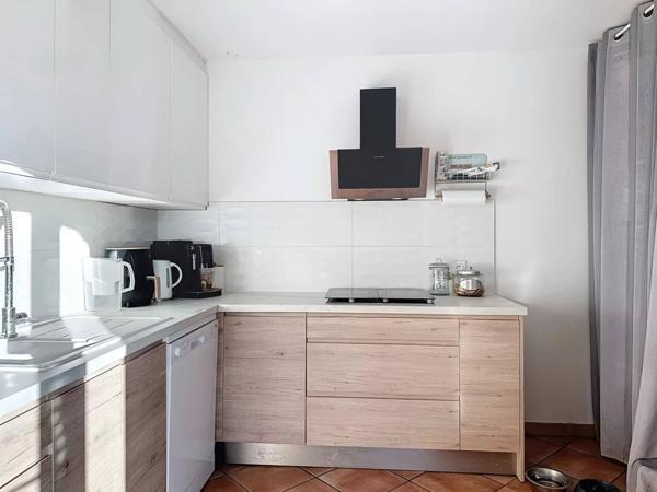 Maison individuelle avec piscine et dépendance – Mougins