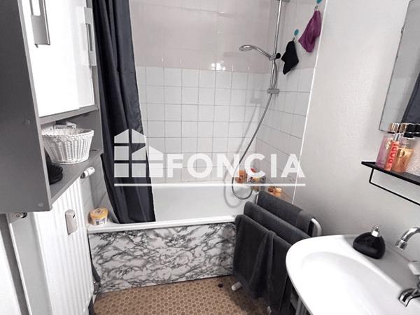 Location Studio 27.41 m² - 16 RUE DU CLOS ADRIEN Limoges 87000