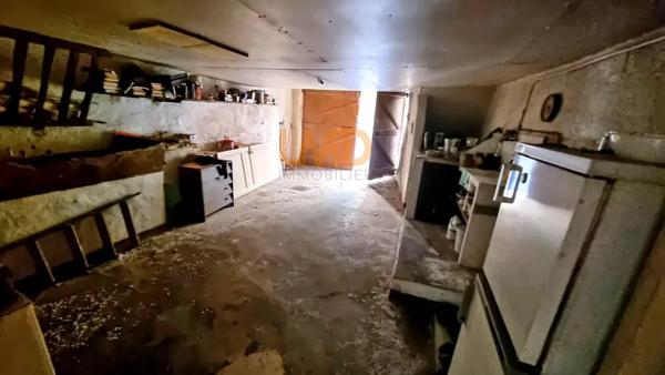 Salernes (83690) - Maison de village - Investissement locatif