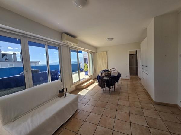 Appartement à louer 1 217 € CC Pau 2 p 69 m² DPE E