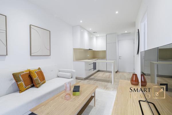 2P - VIEUX NICE - RÉNOVÉ ET MEUBLÉ