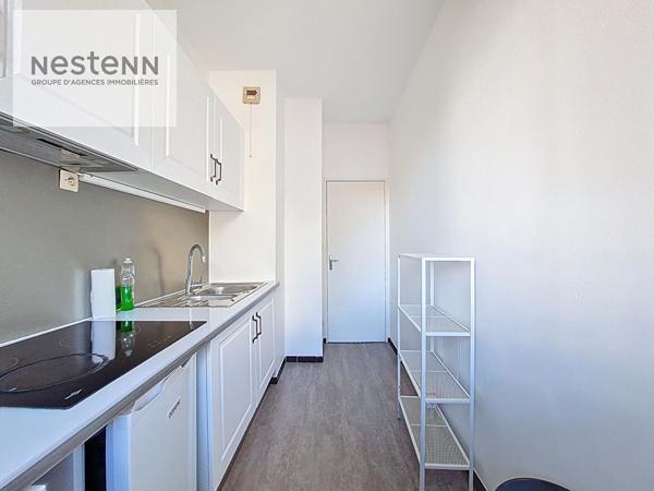 Orléans DUNOIS ! Tous commerces et transports à pied, appartement 1 chambre avec parking en sous sol !