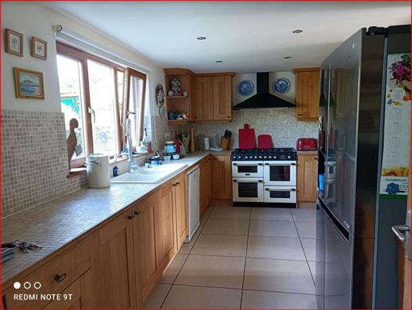 29530 Plonévez du Faou longère  5 chambres  garage état irréprochable Gîte possible