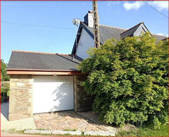 29530 Plonévez du Faou longère  5 chambres  garage état irréprochable Gîte possible