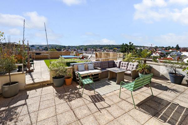VIROFLAY Centre - Appartement 6 pièces avec superbe terrasse - Rare €795 000 ** - Référence 628-C