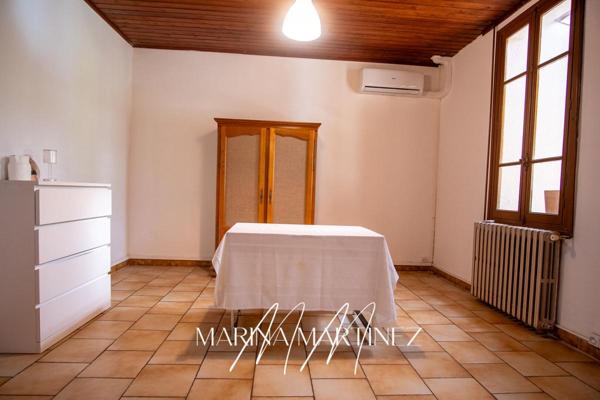 Rare à Bram - Maison de village avec terrain arboré et dépendances