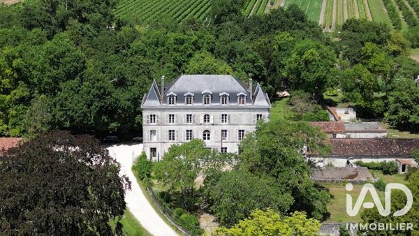 Maison à vendre 16 pièces 427 m² Angeac-Champagne