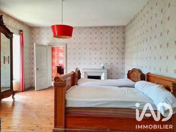 Maison à vendre 16 pièces 427 m² Angeac-Champagne
