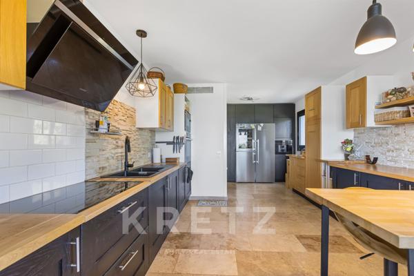 Villa avec piscine vue mer sur la baie de Cannes