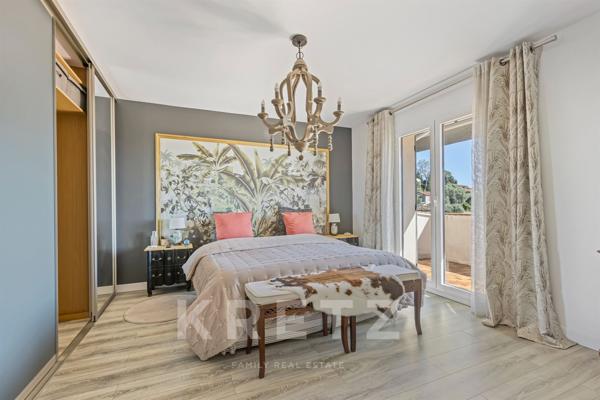 Villa avec piscine vue mer sur la baie de Cannes