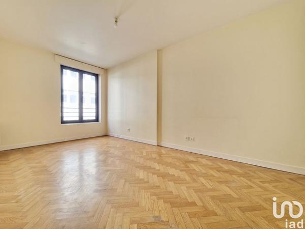 Appartement 3 pièces de 71 m² à Vincennes (94300)