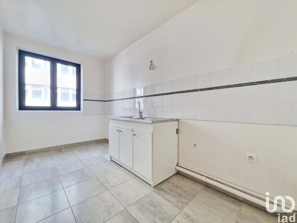 Appartement 3 pièces de 71 m² à Vincennes (94300)