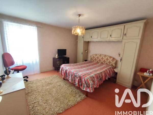 Maison à vendre 5 pièces 165 m² Chasseneuil-du-Poitou