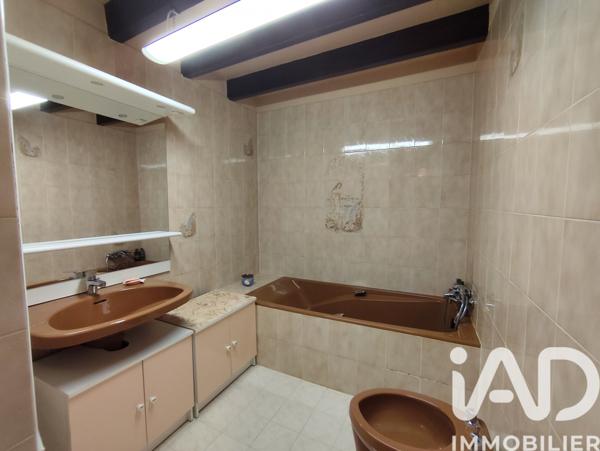 Maison à vendre 5 pièces 165 m² Chasseneuil-du-Poitou